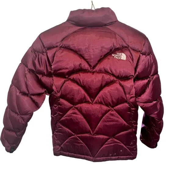 The North Face Girl 550 Goose Down Puffer Jacket L Burgundy Quilted Winter Coat - Picture 2 of 9